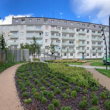 Apartment Center 31