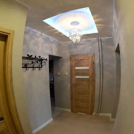 Center 31 Apartment
